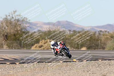 media/Dec-06-2025-CVMA (Sat) [[4a896cc04c]]/Race 8- Formula 40 MW and LW/